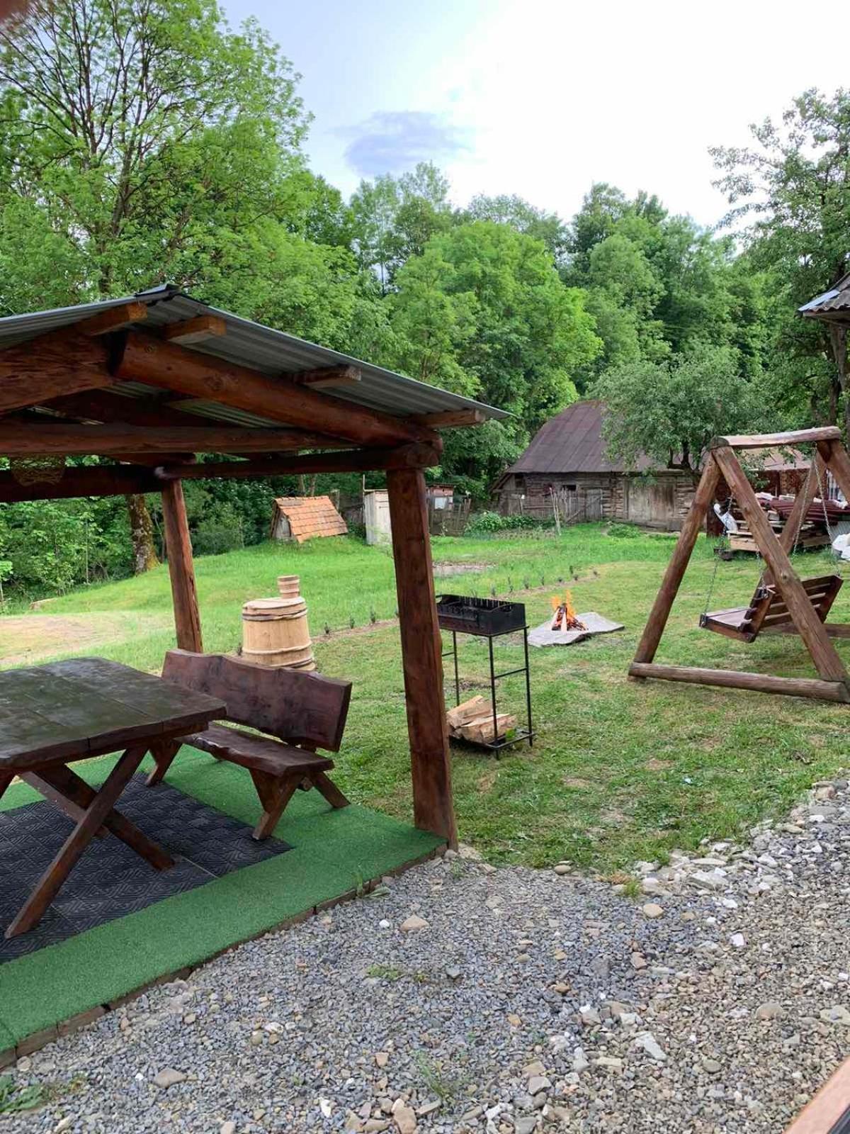 Pilipets Mini Hotel Polonyna מראה חיצוני תמונה